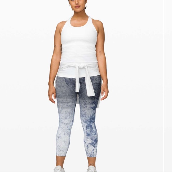 Lululemon Ebb to Train Tight *Wash
White / Black / Luna - Picture 5 of 8